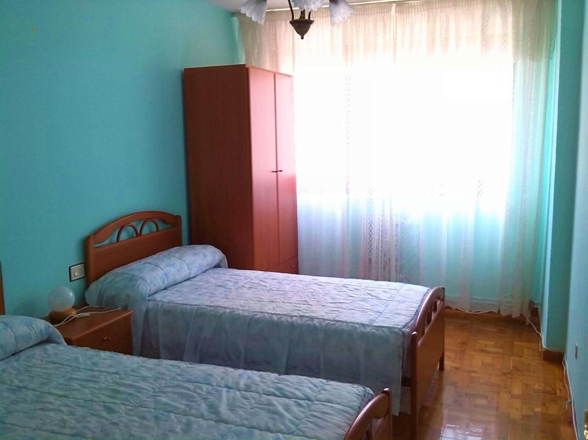 Piso Iris Ribadeo Apartment ภายนอก รูปภาพ